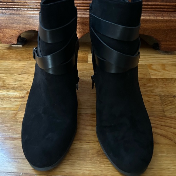 Material Girl Black Suede Boots Booties with Strap Detail Heels MMELANYF Size 9 - Picture 3 of 9